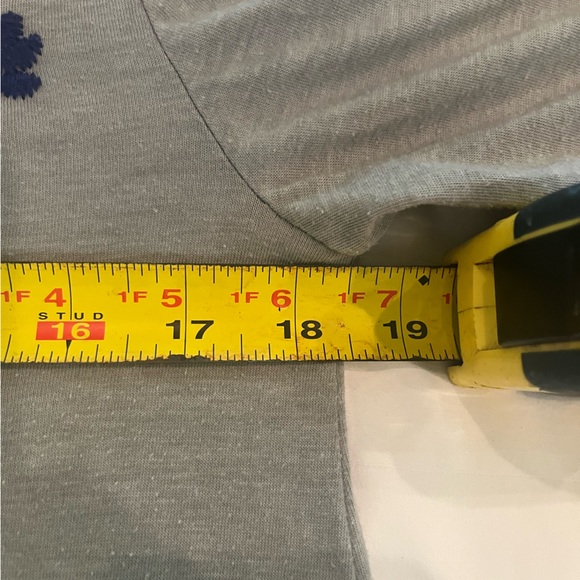 Johnny Was Light Gray Embroidered Floral Blouse - Picture 8 of 10